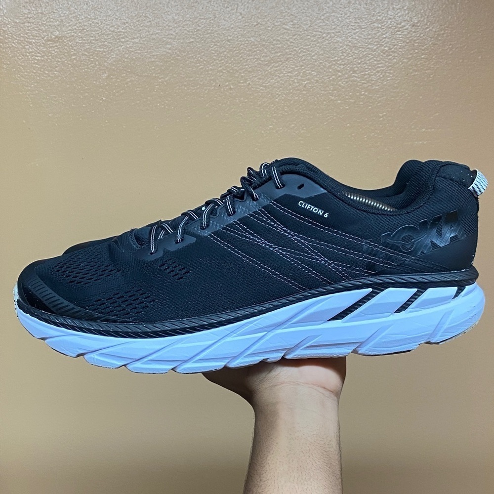 Hoka One One Clifton 6 Men’s Running Sneakers Black And White Size 14 - Picture 3 of 16